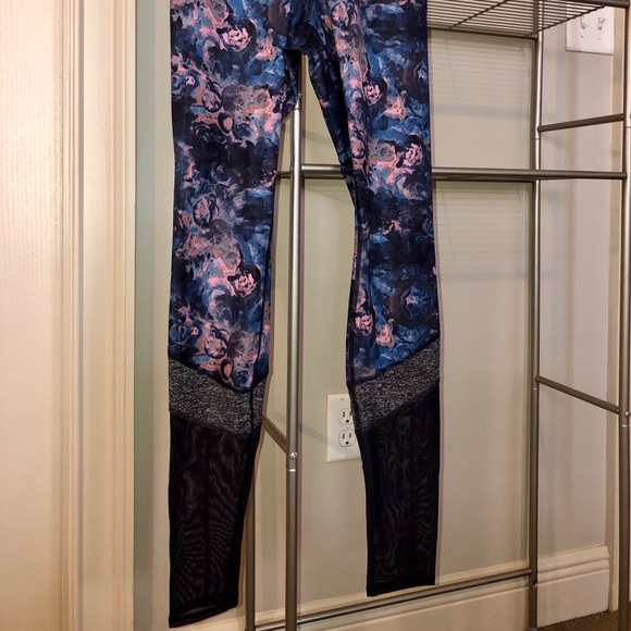 Lululemon Floral and Mesh Leggings - Picture 3 of 5